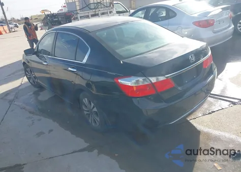 2015 Honda Accord Lx z USA, uszkodzony, nr VIN 1HGCR2F32FA182966